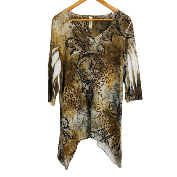 Decorated Originals Tops - Decorated Originals Sharkbite Tunic XL Embellished Studs Abstract Animal Design